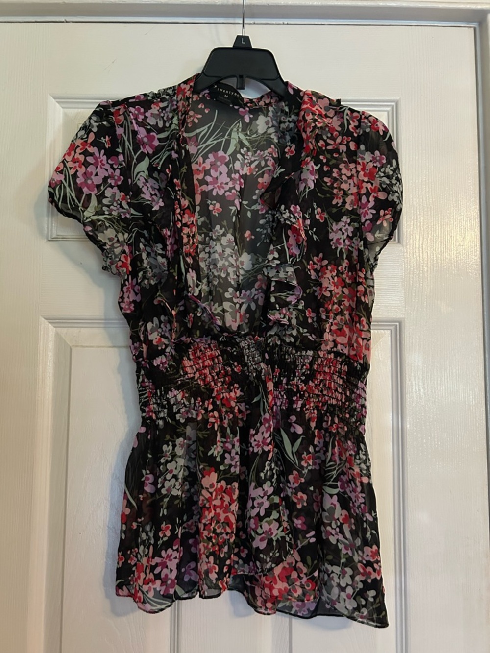 Floral Ruffle V-Neck Blouse - Black with Pink & Purple Flowers NEVER USED